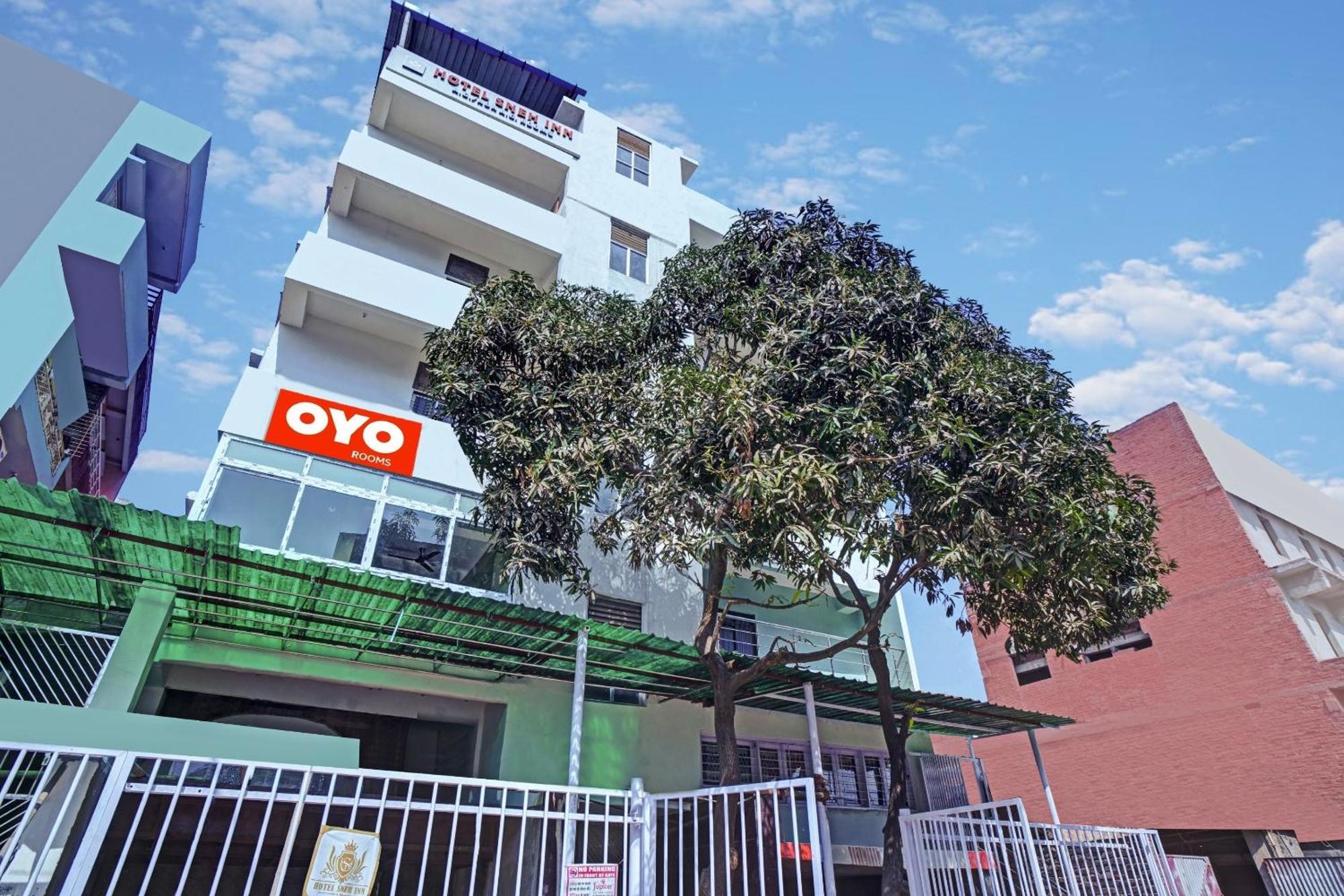Flagship Hotel Sneh Inn Rms Colony Patna  Kültér fotó